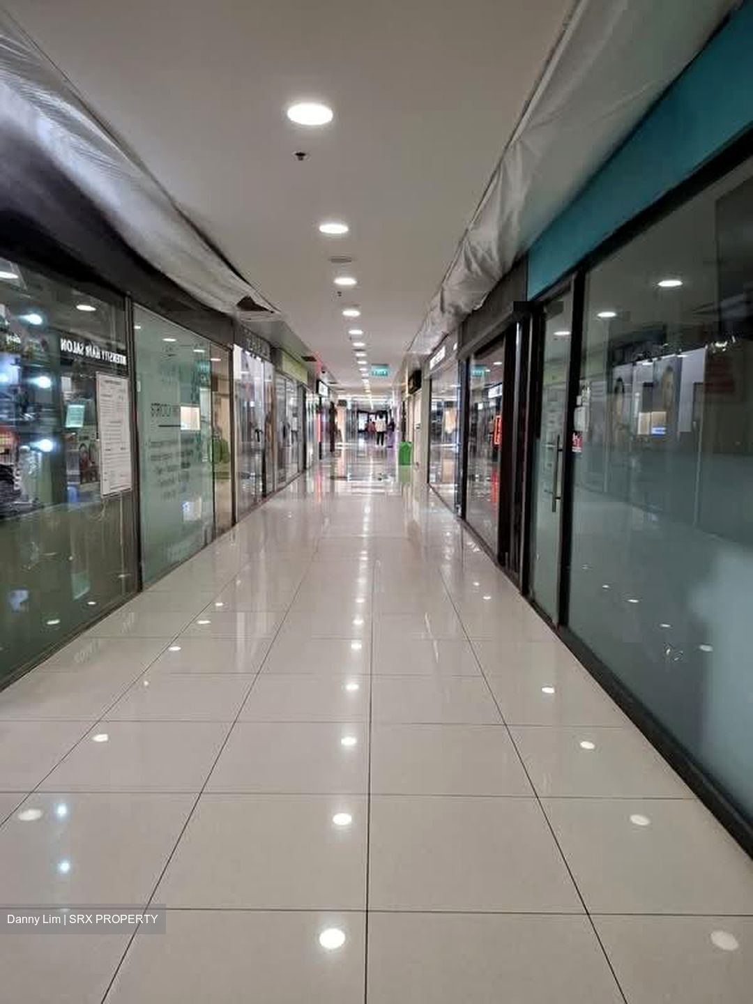 Grand Hyatt Singapore (D9), Retail #584319291